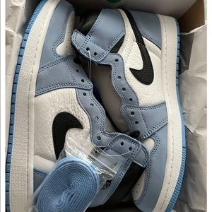 Jordan 1 University blue. Size 9 brandnew original